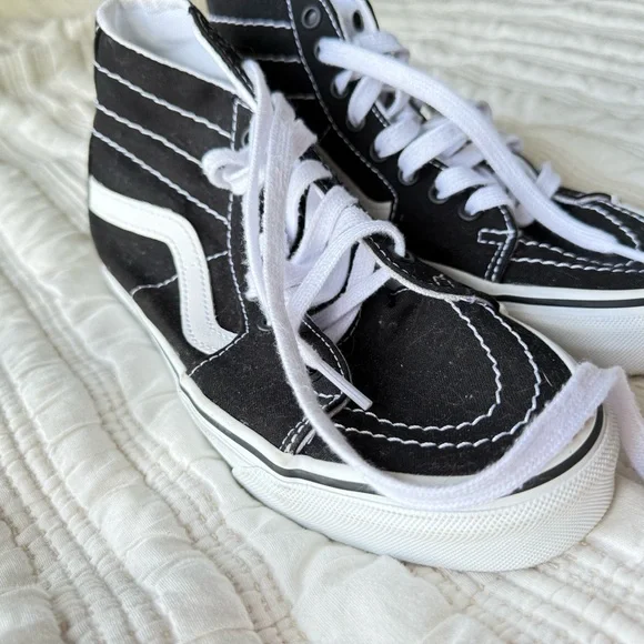 Vans high top sneakers - Picture 3 of 5